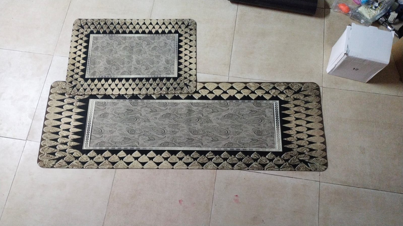 Anti-Slip Kitchen Floor Mat Set of 2 (40x120cm & 40x60cm) ? Super Absorbent Runner Rug & Doormat (Random Design) ? Buy at Sahulatkart.com - Image 4