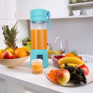 Portable 6-Blade USB Rechargeable Juicer Blender for Smoothies Shakes Baby Food and Outdoor Use | Random Color